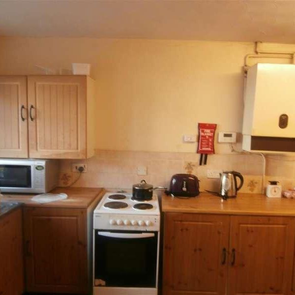 Cromwell Road, Southampton, SO15 - Photo 1