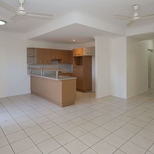 7/2 Freshwater Drive, Douglas - Photo 1