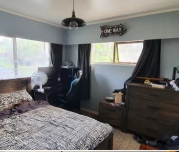 Property Management82 Whangaparaoa Road, Red Beach - House for Rent - Photo 5