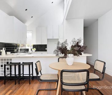 Light-Filled Victorian Home Moments from Swan Street And Beautiful ... - Photo 4