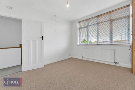 3 bedroom terraced house to rent - Photo 4