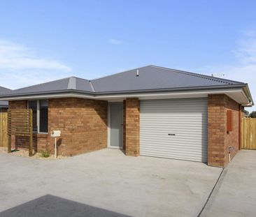 Modern Unit in Heart of Sorell - Photo 6
