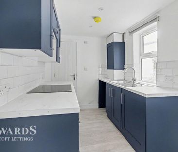 3 bedroom terraced house to rent - Photo 6