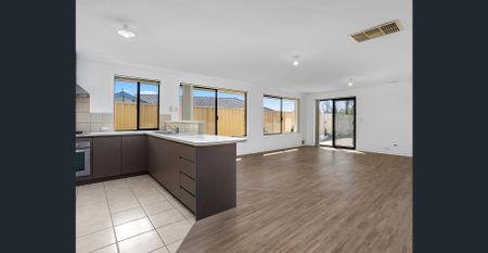 ROOM FOR RENT - Photo 4