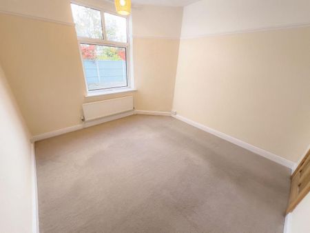 2 bedroom bungalow to rent - Photo 2