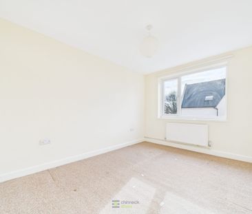 St. Andrews Road, Southsea, PO5 - Photo 3