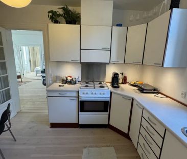 Indbydende lejlighed med lys og klassiske detaljer i Aalborg - Foto 5