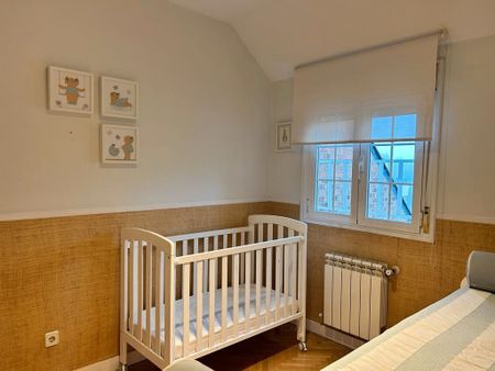 Piso de alquiler en Avenida de la Oliva, Golf - El Carralero - Photo 2