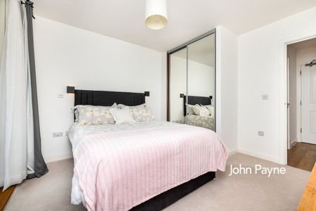 38 Artillery Place, London, SE18 - Photo 5