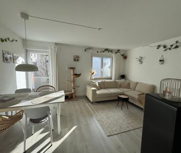 Sanierte 2-Zimmer-Wohnung mit Home-Office-Nische & Balkon zentral i... - Photo 1