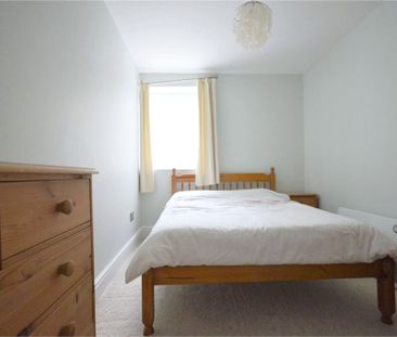 1 Bedroom Flat / Apartment - Christchurch Road, Winchester - Photo 2