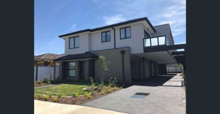 Fantastic Location! - Photo 2