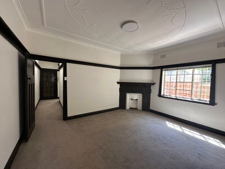 1/37 Railway Terrace, Lewisham NSW 2049 - Apartment For Rent | Domain - Photo 2