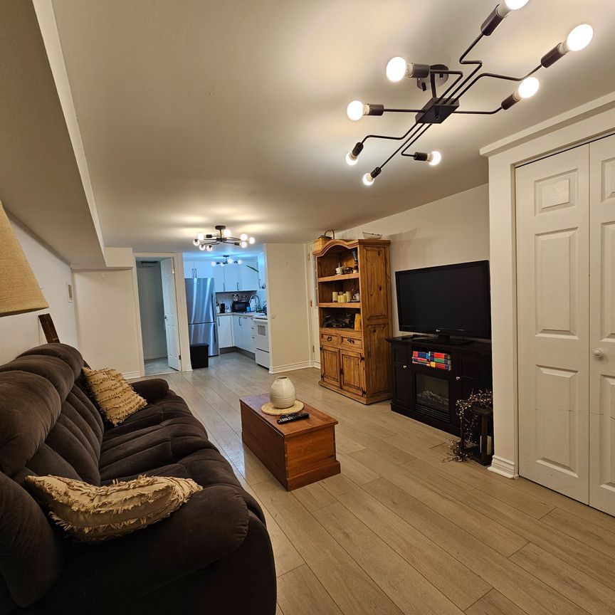 For Lease - 501 Ortono Avenue, Oshawa, Ontario - Photo 1