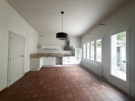 Location Maison 3 pièces 73m² LE MANS 72000 - Photo 3