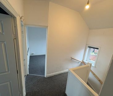 4 bed Terraced - To Let - Photo 3