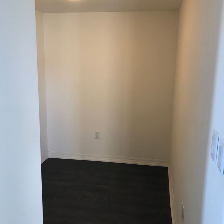 For Lease - 560 North Service Road Unit# 806, Grimsby, Ontario - Photo 1