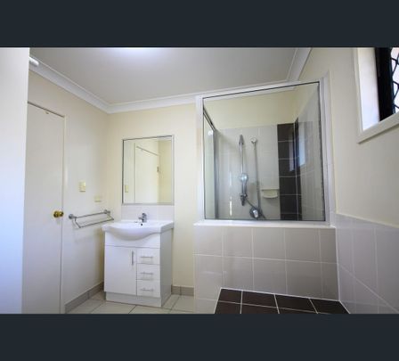 127 Summerland Dr, Deeragun, Qld 4818 - Photo 1