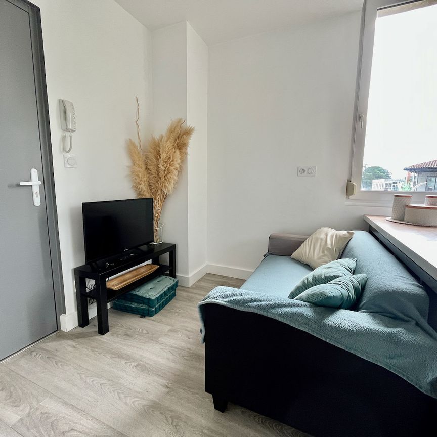 Location Appartement 2 pièces 23m² - Photo 1