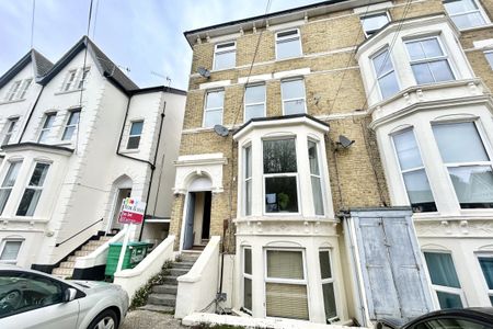 Salisbury Road - Photo 2