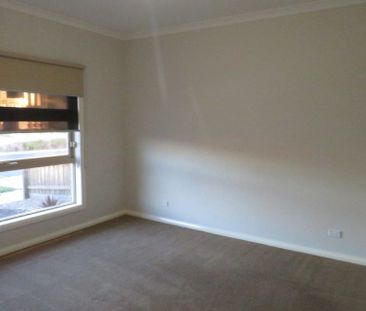 99 Fulham Way, Wollert. - Photo 2