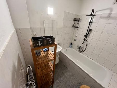 3 Zimmer Wohnung auch WG geeignet mit Balkon / Loggia - Photo 2