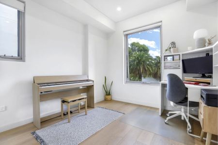 201/98 Lakeside Parade, Jordan Springs - Photo 4