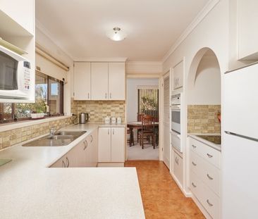 9 Ilex Street Lake Albert NSW 2650 - Photo 1