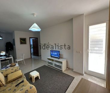 Alquiler de piso en Avenida de la Axarquía, 3 b - Photo 4