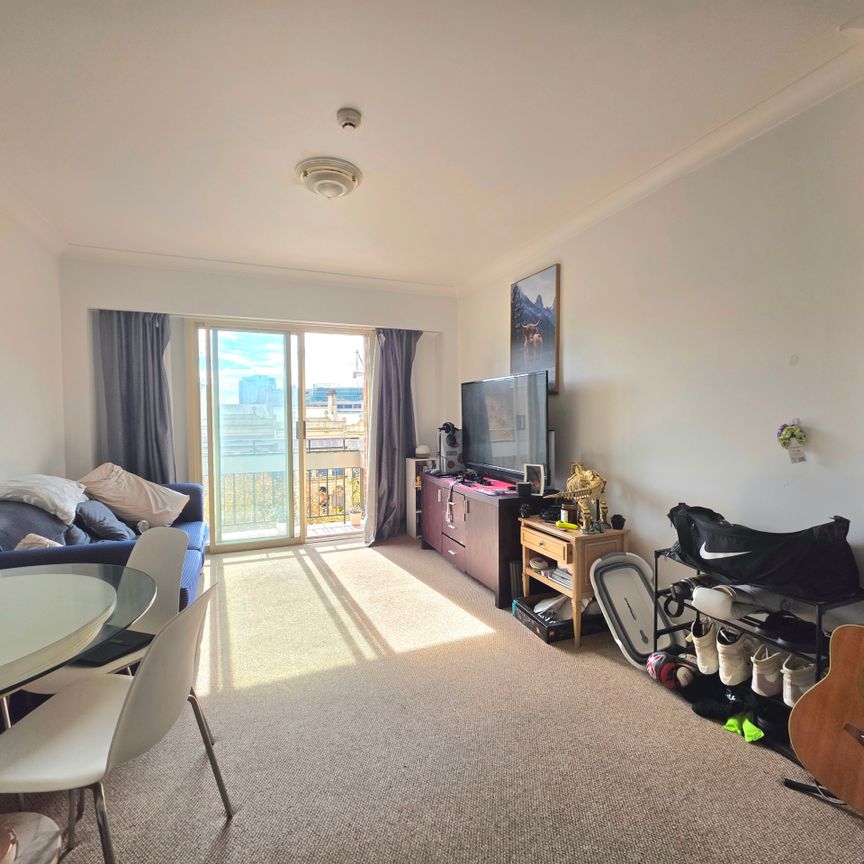 411/33 Bayswater Road POTTS POINT - Photo 1