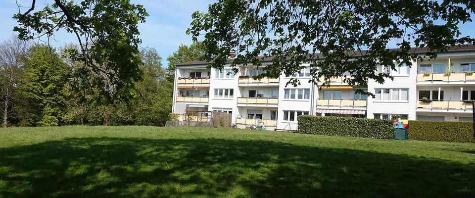 Helle, gut geschnittene und neu renovierte 4,5 Zimmer- Wohnung - Photo 1