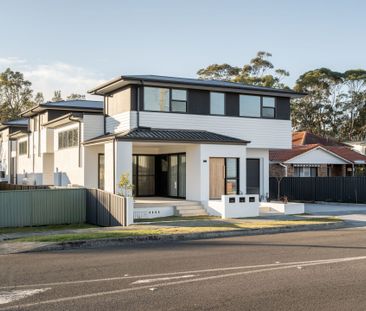 Stunning 3 Bedroom Townhouse - The Ultimate Lifestyle Location! - Photo 6