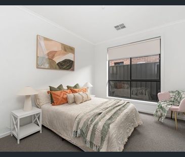 7 Heddle Street, Smithfield Plains, SA 5114 - Photo 2