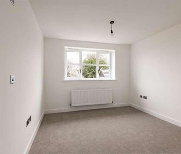 Venn Close, Dunmow, CM6 - Photo 3