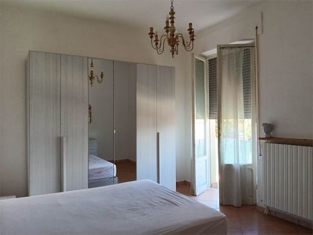 Appartamento arredato, per affitti transitori - Photo 2