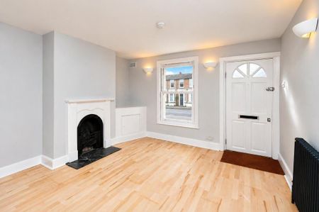 2 bedroom terraced house to rent - Photo 2