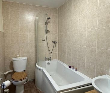 2 bedroom terraced house to rent - Photo 6