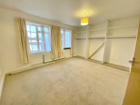 4 bedroom terraced house to rent - Photo 4