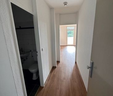 Praktisch geschnittene 1-Zimmer-Wohnung mit Balkon zu vermieten! - Foto 4