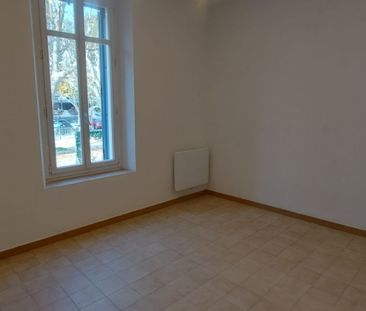 Location Appartement P2 Véranda et Terrasse Simiane-collongue - Photo 5