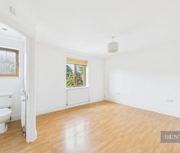 3 bedroom House To Let - Photo 6
