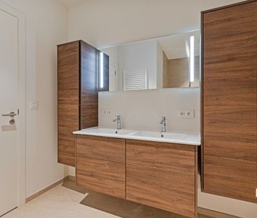 Luxe-appartement met 2 slaapkamers op 2de verdieping - Foto 1