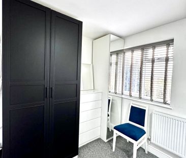 Old Ruislip Road, Northolt, UB5 6QQ - Photo 2