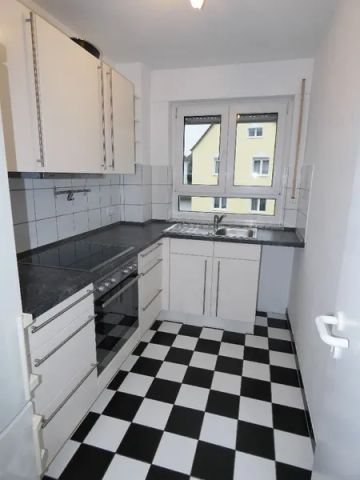 Helle 3-Zimmer-Wohnung mit Einbauküche und zwei Balkonen in gefragter Lage von Schlebusch - Photo 5