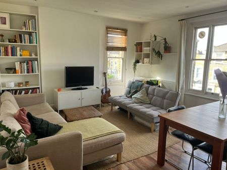 2 Bed Flat, Evering Road, N16 - Photo 3