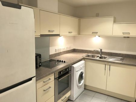 1 bedroom flat to rent - Photo 2