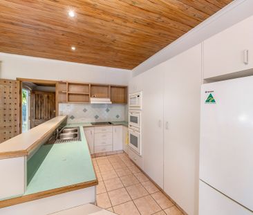 20 The Spur, Worongary QLD 4213 - House For Rent | Domain - Photo 4