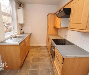 2 bedroom terraced house to rent - Photo 3