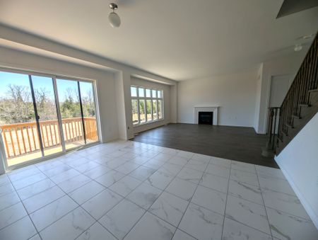 For Lease - 3 Rail Trail Court, Georgina, Ontario - Photo 4