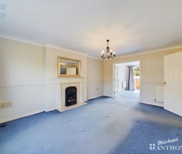 4 bedroom detached house to rent - Photo 2